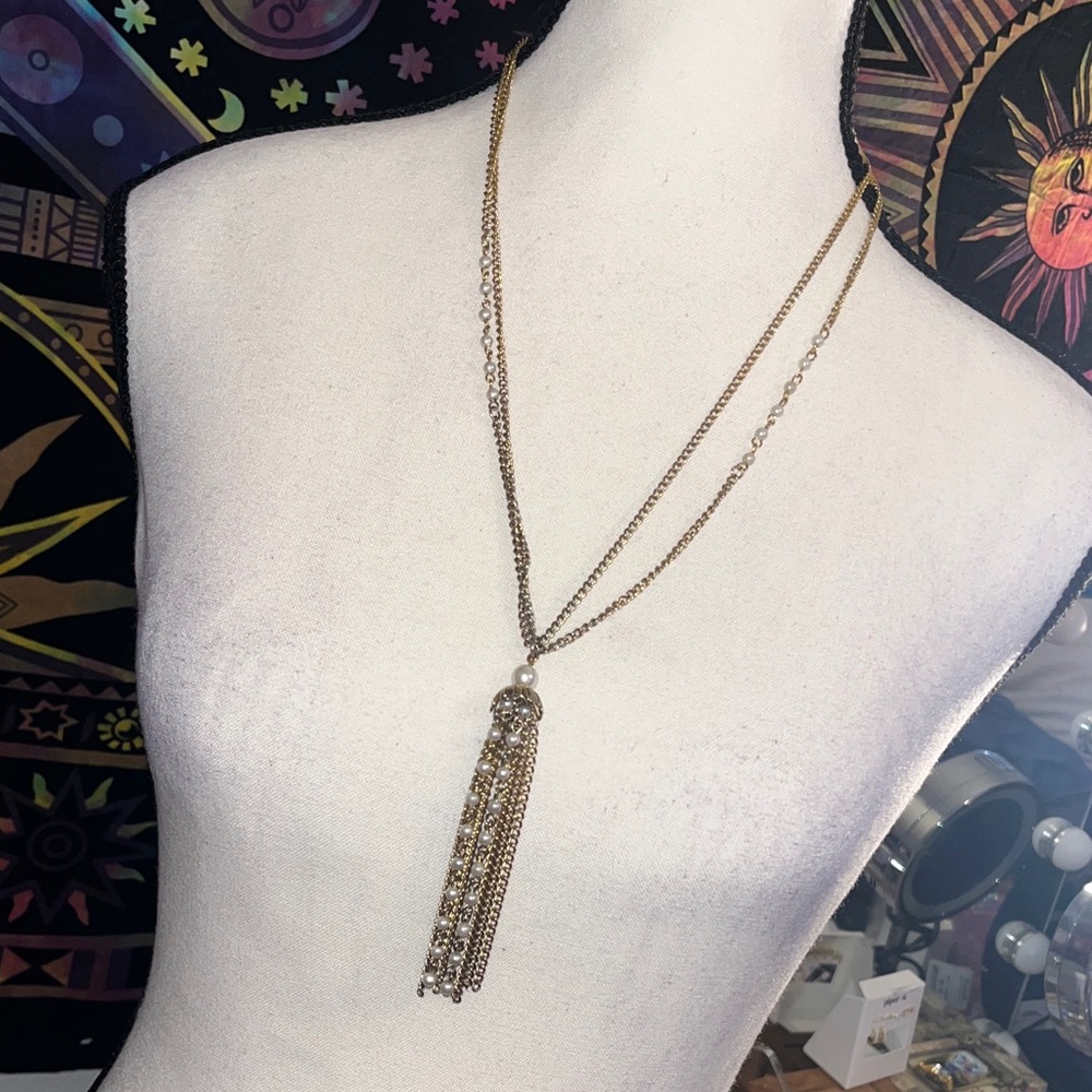 Elegant Gold Tassel Necklace